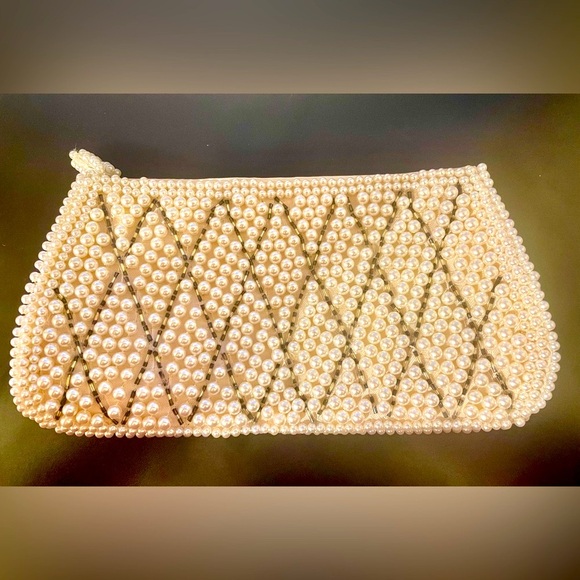 Vintage Pearl and Silver Beaded Small Handbag Clutch - Picture 13 of 14